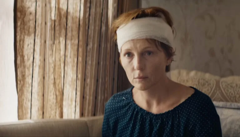 Момент из 3 серии 1 сезона